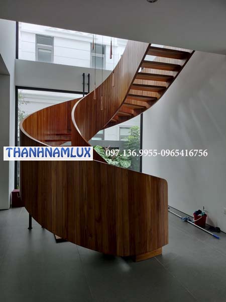 Cầu thang xoắn ốc tại hà đông