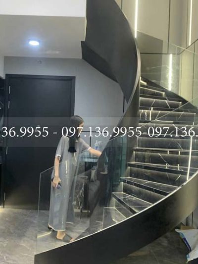 Cầu thang xoắn ốc tại thái nguyên