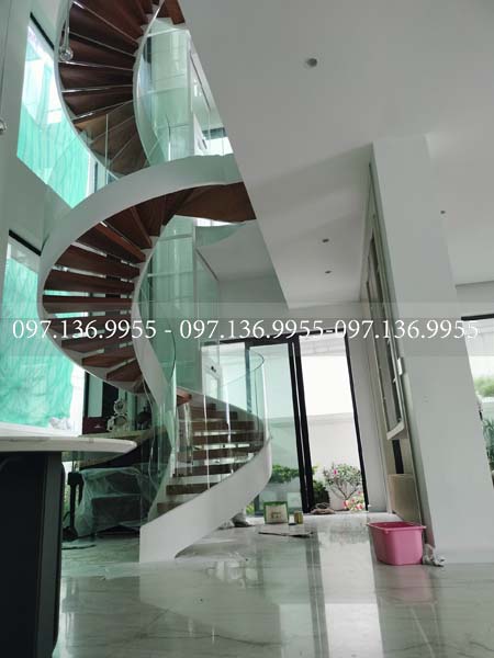cầu thang xoắn ốc tại bắc giang