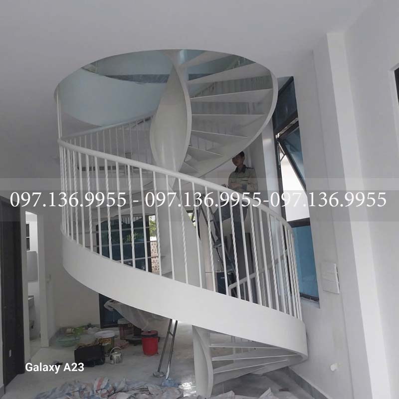 Cầu thang xoắn ốc tại thái nguyên