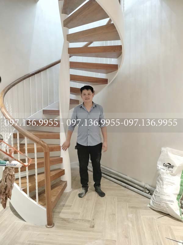 mẫu cầu thang xoắn ốc ms13