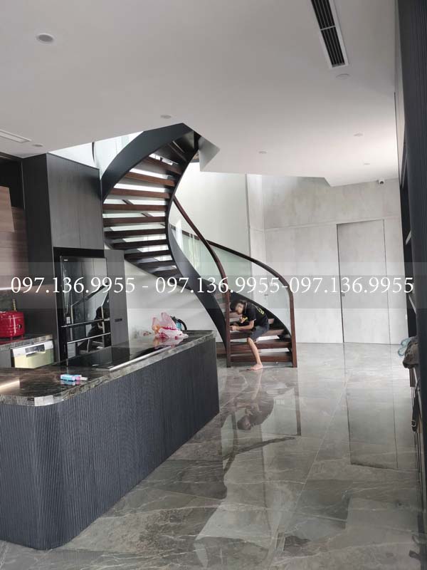 Mẫu cầu thang xoắn ốc ms16